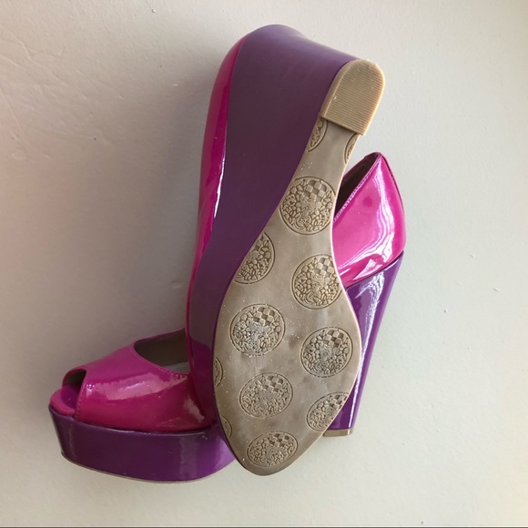 Vince Camuto pink wedge - Picture 5 of 7